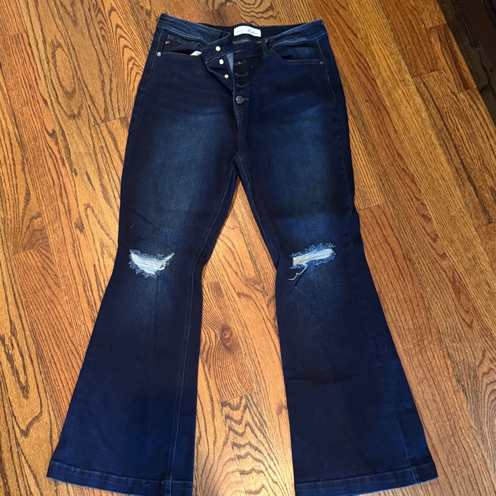 KANKAN Women's Dark Blue Distressed Flare Jeans SIXE 15/31